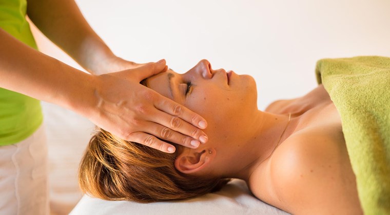 Wellnesshotel BollAnts - Ayurvedic Head-Face-Feet Massage